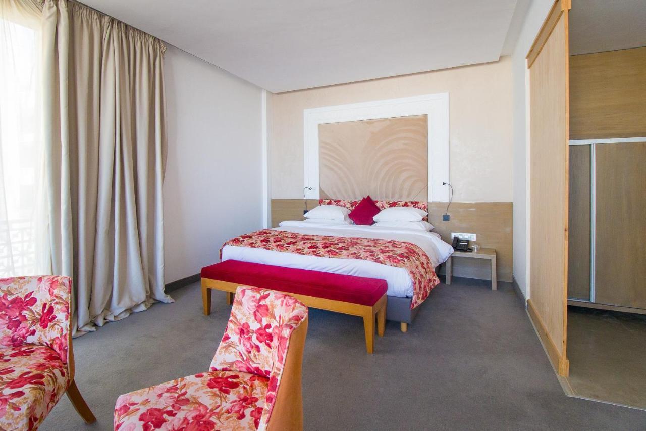 Mandarin Palace Hotel & Spa Tanger Eksteriør bilde A room at the hotel